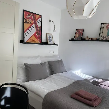 Mydowntownhome @ Parliament *